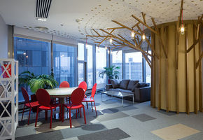 Ualcom has created an office space for the new headquarters of the international company Coca-Cola.